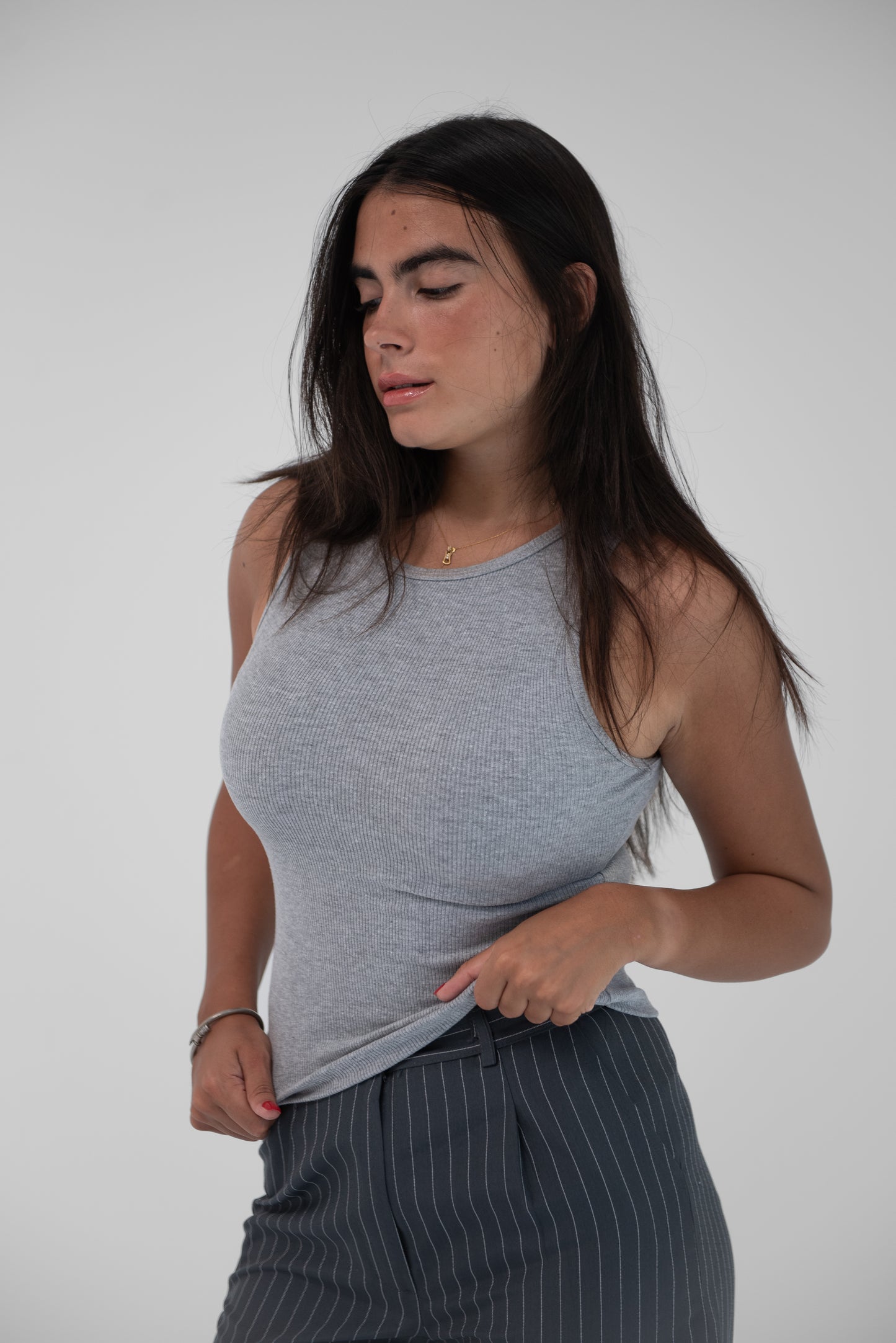 CREWNECK TANK
