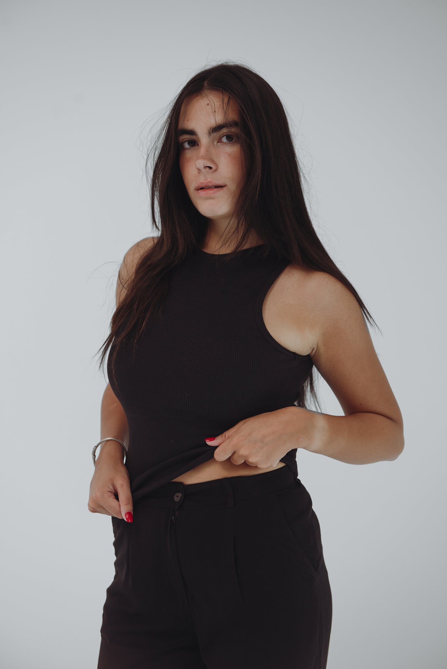CREWNECK TANK