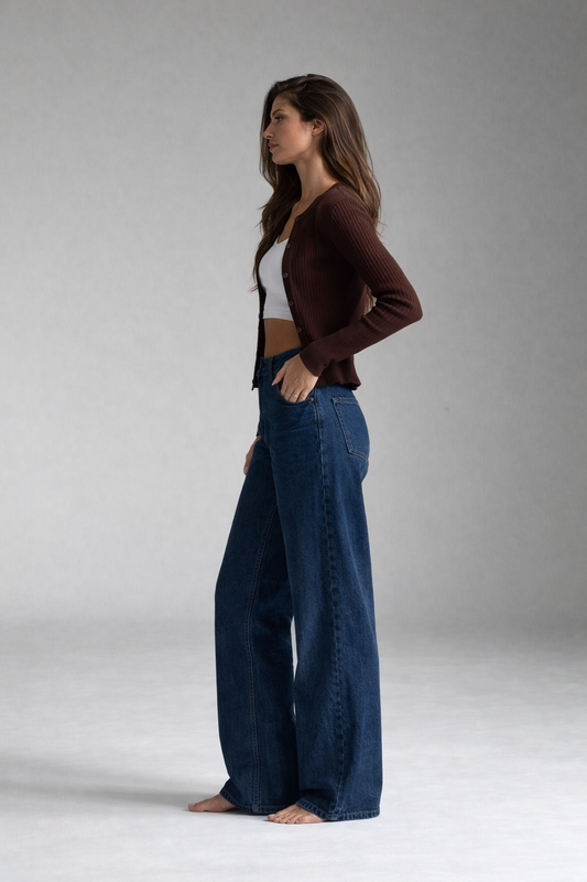WIDE - LEG JEANS