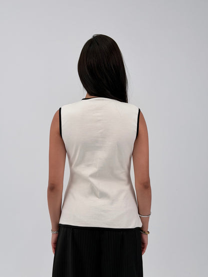 PIPED BUTTON TOP - WHITE